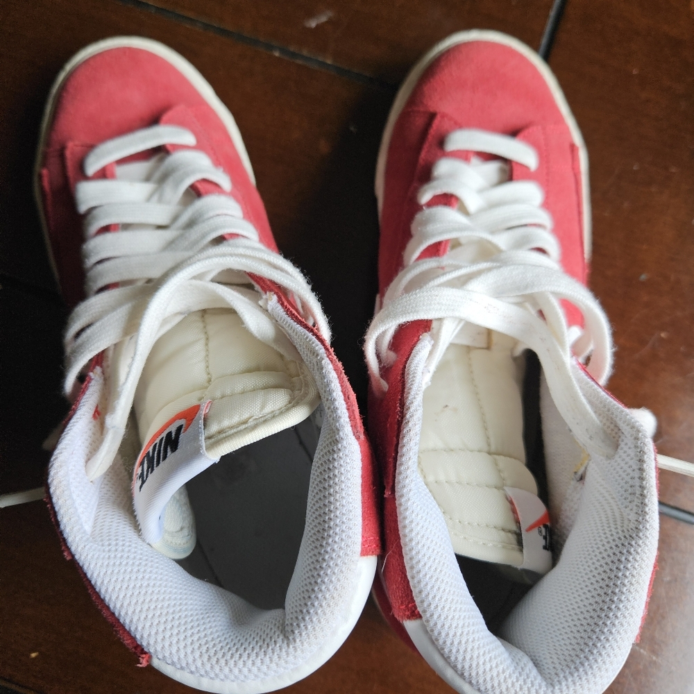 Nike Blazers Mid 77 - Size 6Y Womens 7.5 - Team Red Suede - Picture 5 of 7